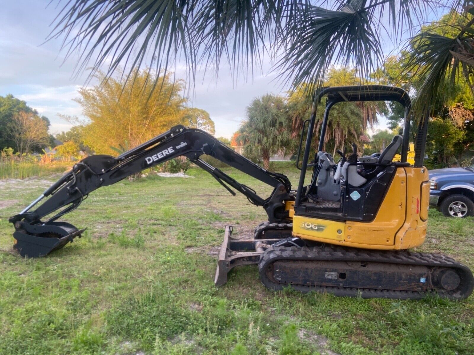 Only 461 hours! 2020 John Deere 50G Excavator w/thumb and only two owners!