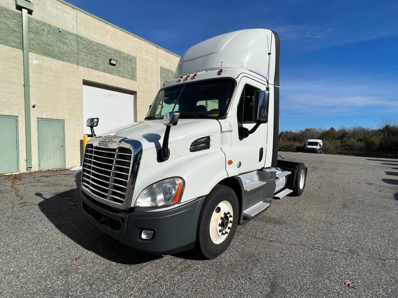 2015 Freightliner Cascadia Single Axle Day Cab Tractor #4796