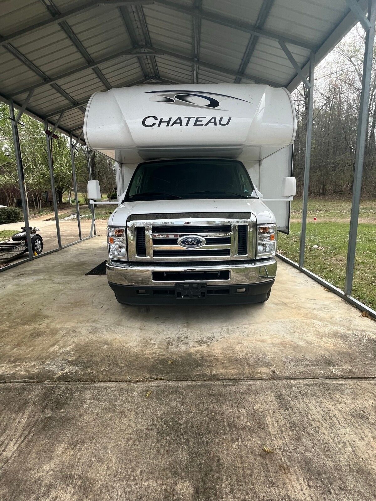 2021 Thor Chateau 25V Motorhome