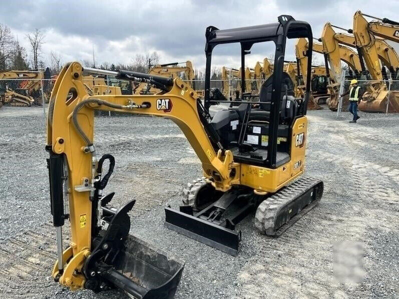 2023 Caterpillar 301.7 CR Mini Excavator w/ Hydraulic Thumb 3 Factory Hours