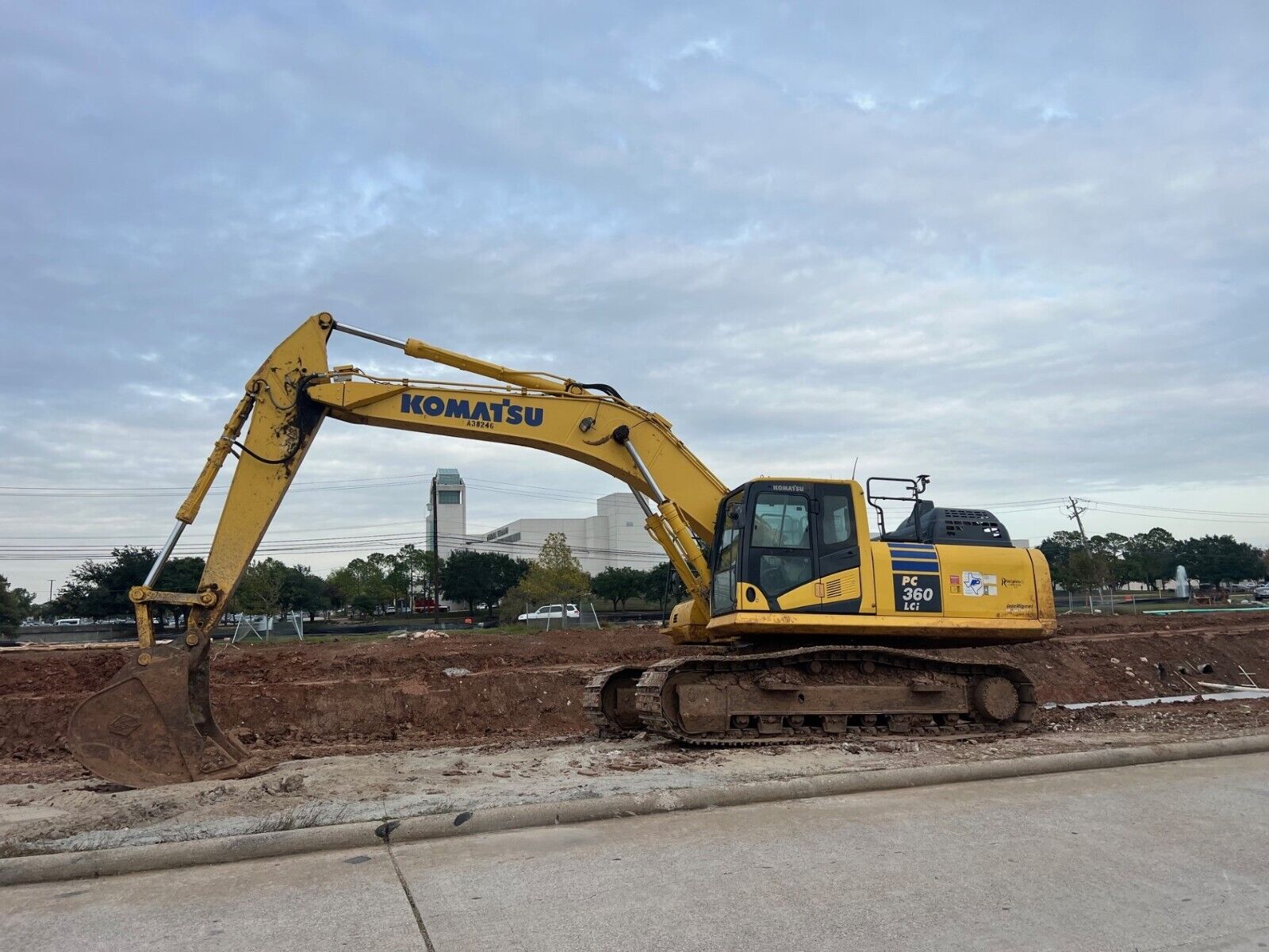 2021 Komatsu PC360LCi-11 Excavator For Sale PC360i Intelligent Machine Control!