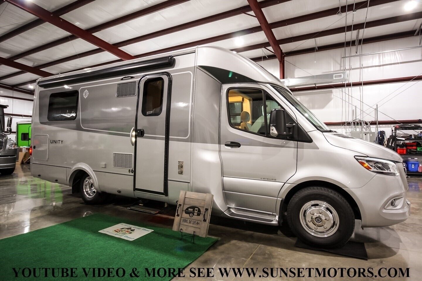 2022 LEISURE TRAVEL UNITY U 24 IB MERCEDES DIESEL RV LEVELING JACKS SEE VIDEO SO