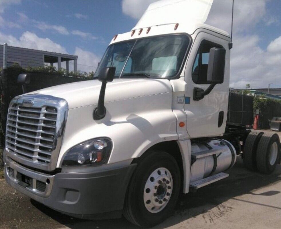 2019 Freightliner CASCADIA 125 (U.Warranty)