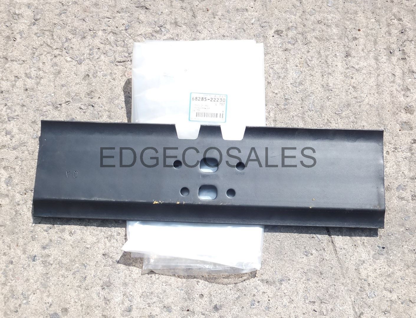 Kubota “KH & KX Series” Excavator Crawler Shoe – *6828522230*