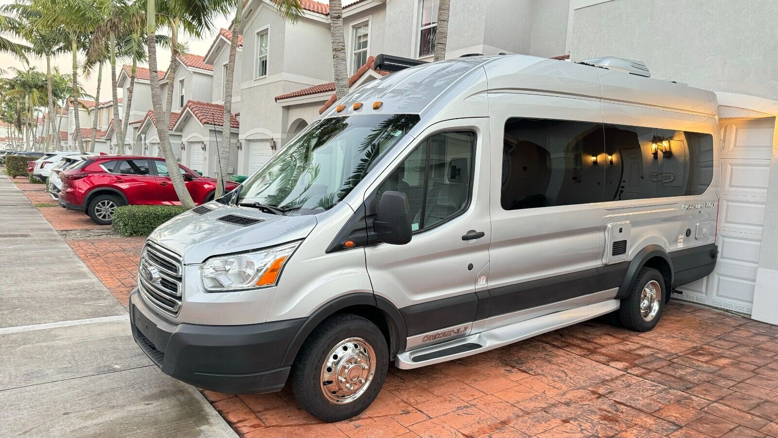 Pleasure-Way, Ontour 2.2,  Class B, 2020  gas 2.2, Like NEW