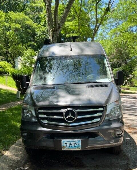 2017 Winnebago Era 170A excellent condition 33K miles New batteries