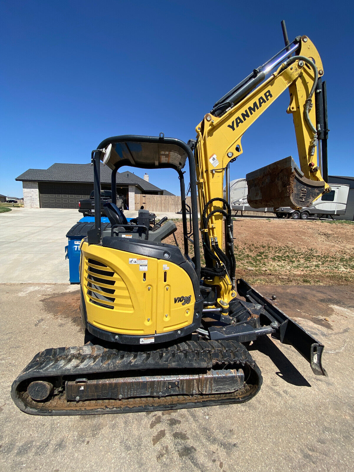 2020 Yanmar VIO35-6 Mini Excavator – 7,905 lbs – 1308 Hours – 3 Buckets included