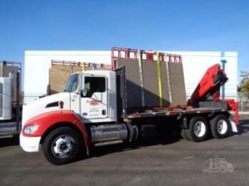 2017 Palfinger PK15500 Crane Mounted on a 2017 Kenworth T370