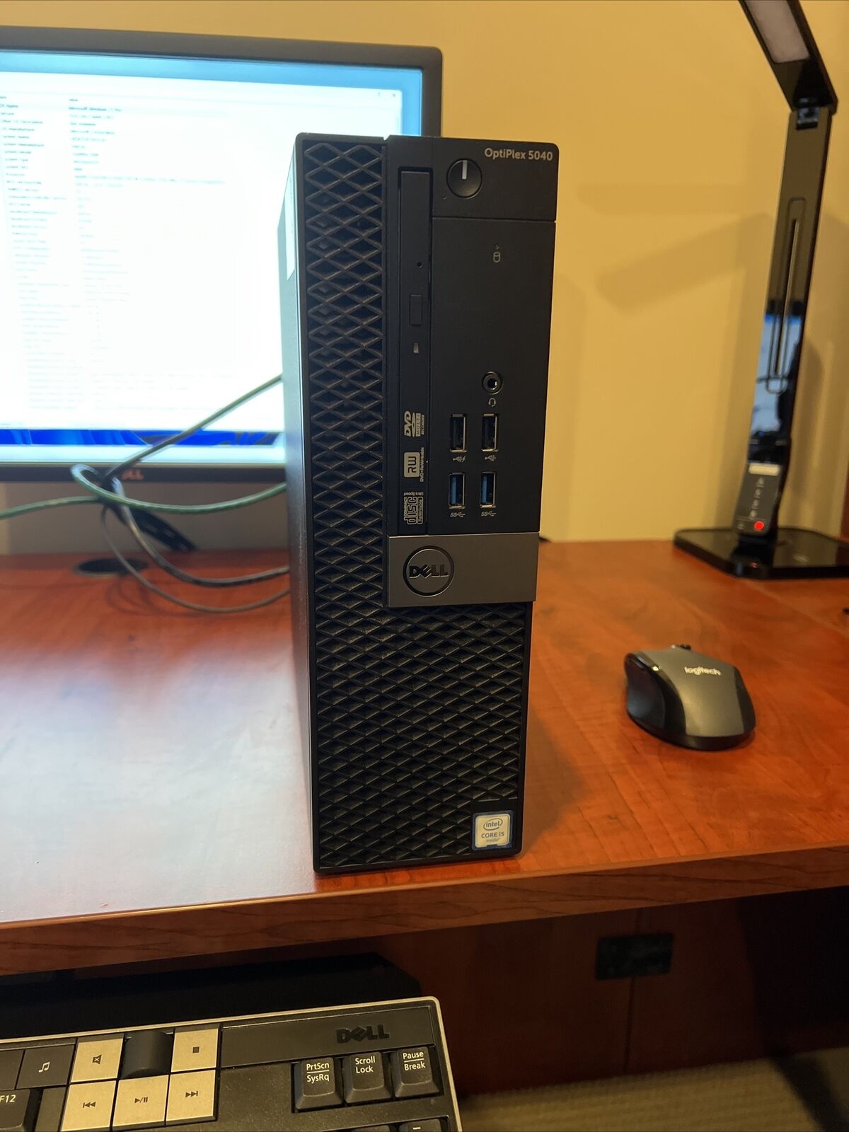 Dell Optiplex 5040 SFF Intel i5-6500 3.2GHz 8GB RAM 500GB SSD WIN 11 PRO Dell Optiplex 5040 SFF Intel i5-6500 3.2GHz 8GB RAM 500GB SSD WIN 11 PRO
