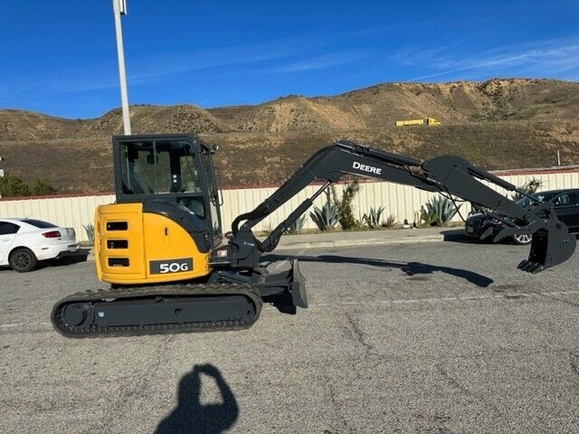 JOHN DEERE 50 G EXCAVATOR ENCLOSED WITH AC HEATER HYDRAULIC TUMB GOOD HOURS