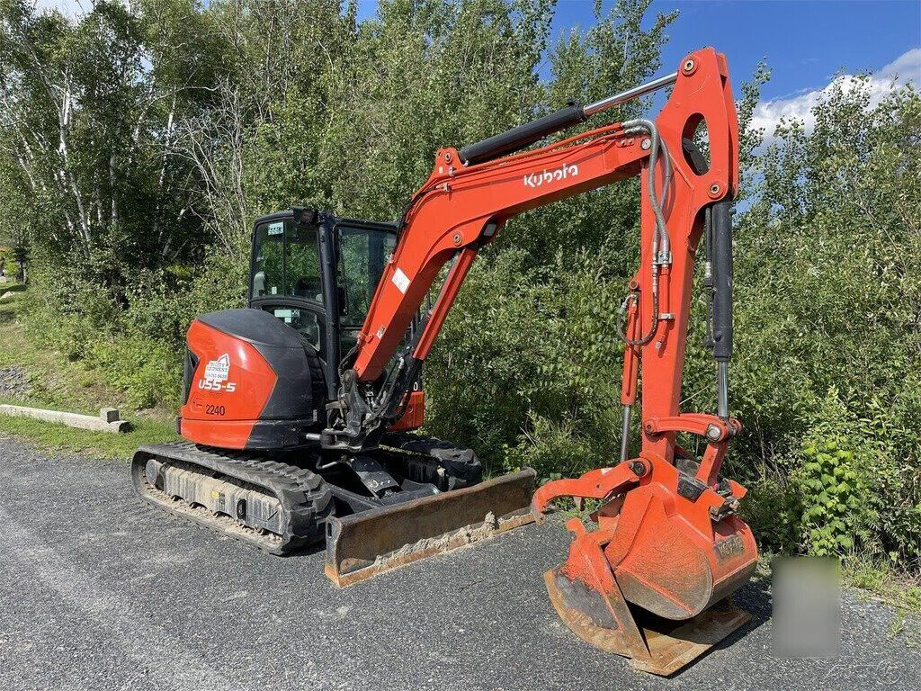 2022 Kubota U55-5 Excavator w/ 2 Buckets 560 Hours EROPS w/ Heat/AC/Radio