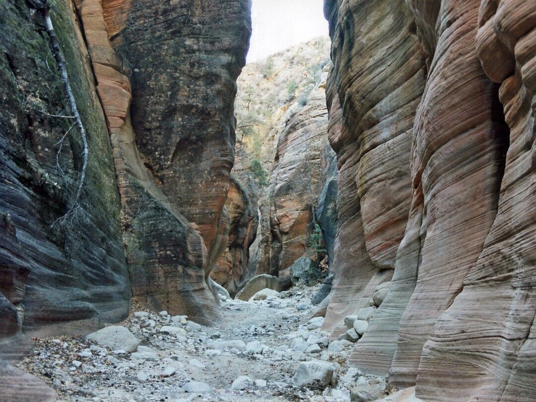 ZION – ORDERVILLE TRAILHEAD , CASH PRICE ONLY