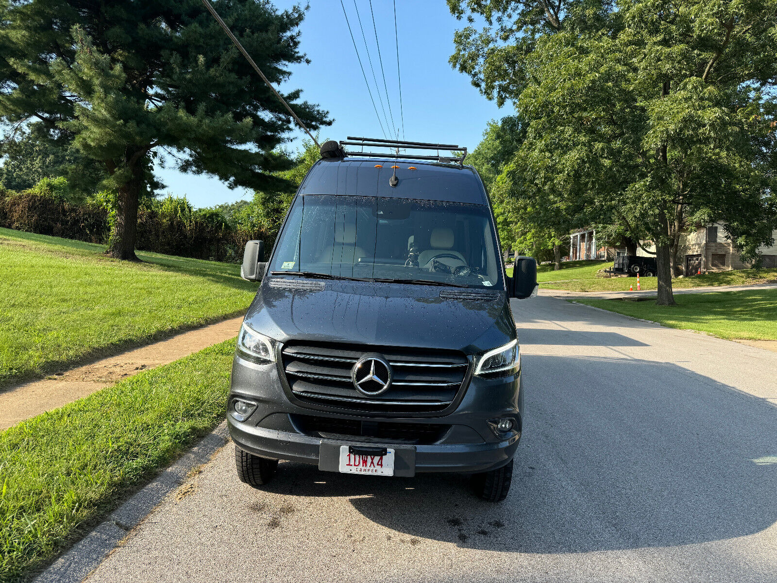 2020 Winnebago Boldt BL 4×4 High End Upgrades Garage Stored Well Maintained