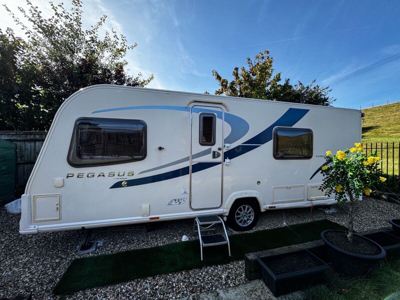 2011 Bailey pegasus II Verona 4 Berth touring Caravan  – MAY SWP px or £8200