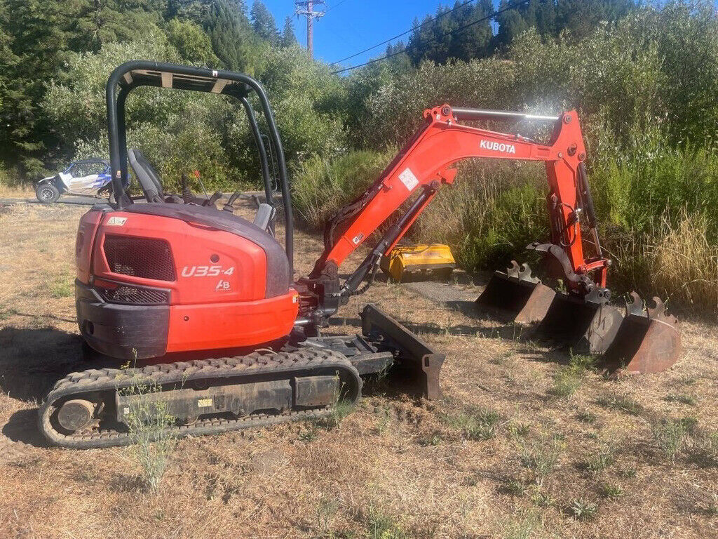 2014 Kubota U35-4 Mini Excavator 3 Buckets