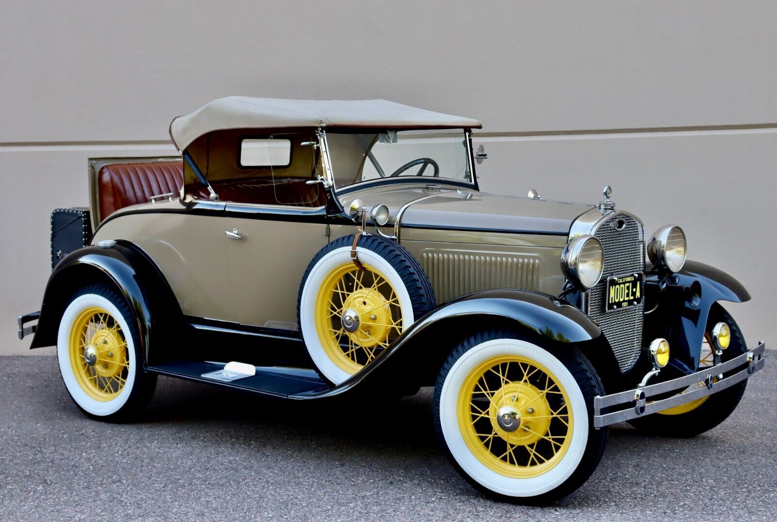 1931 Ford Model A Deluxe many prewar goodies as T Packard