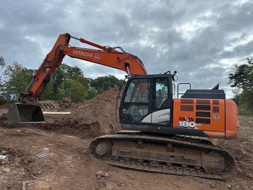 2019 Hitachi ZX 180 LC-6 Excavator w/ 2 Buckets 3,860 Hours EROPS Heat/AC