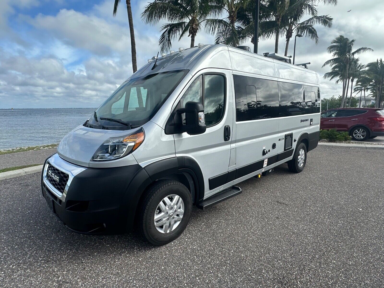 2023 Thor Motor Coach Sequence 20A (Ram Promaster 3500) 21′ Class B Motorhome
