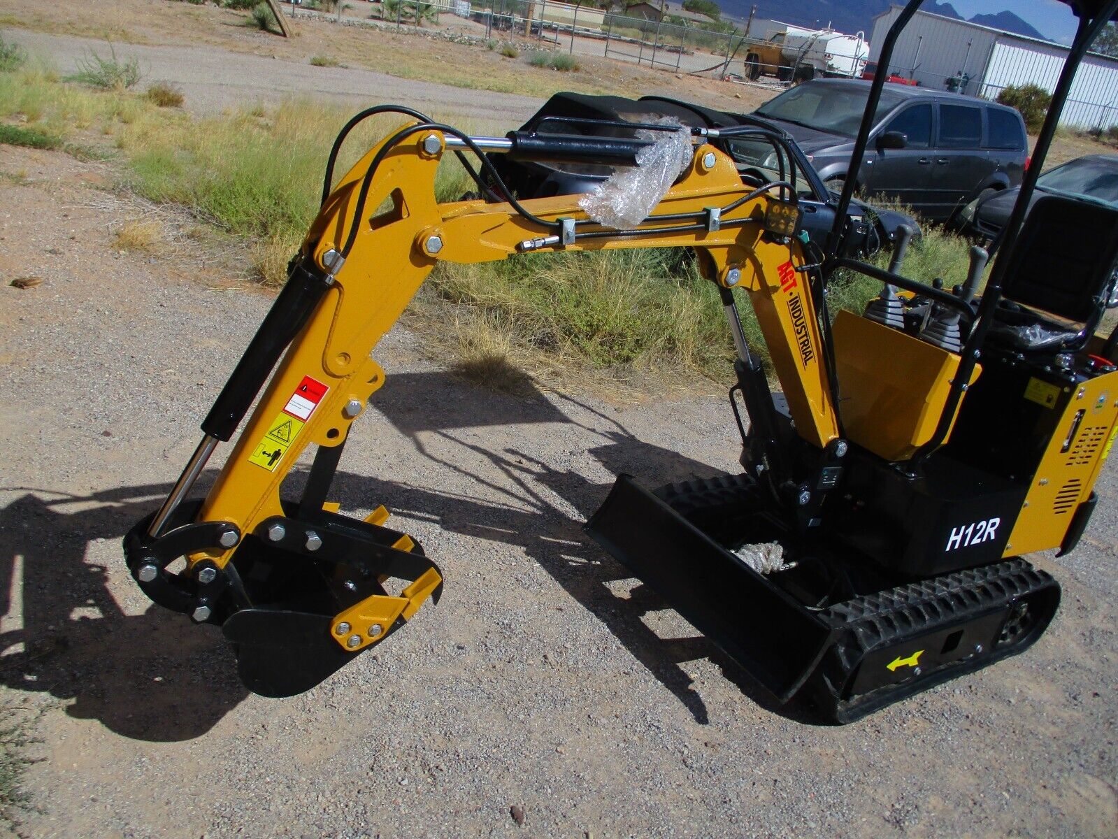 2024 AGT H12R Hydraulic Mini Excavator Crawler Blade Thumb Aux Hydraulic-New