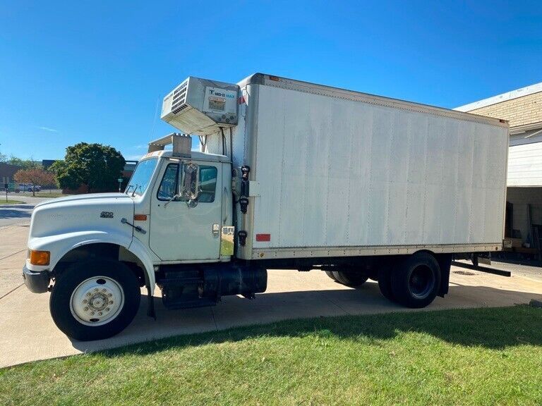 Truck Freezer International 1997 Md: 4700 DT-466E- Ss-4000 / Miles 209K Original