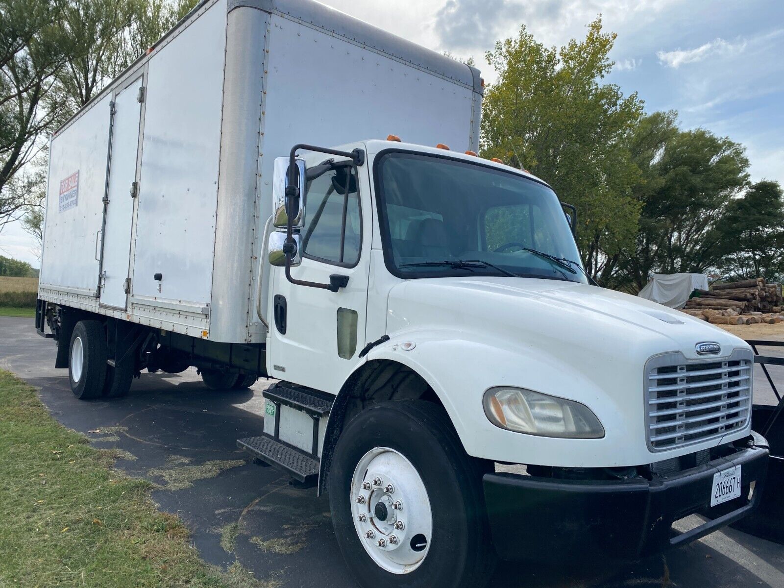 2007 FREIGHTLINER Business Class M2 106 Box Truck w 3K# Maxon Lift New CAT C7