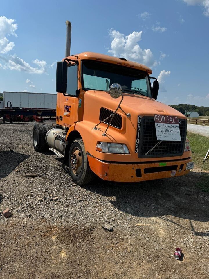 2007 Volvo VNM Day Cab Single Axle Semi Truck