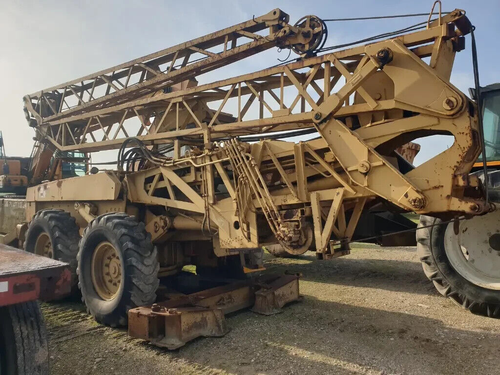 Pingon 14D Cranes