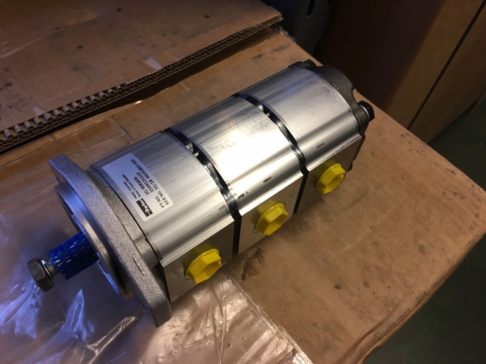 NEW Genuine JCB/Parker Hydraulic pump JCB REF  20/906800 Made in EU