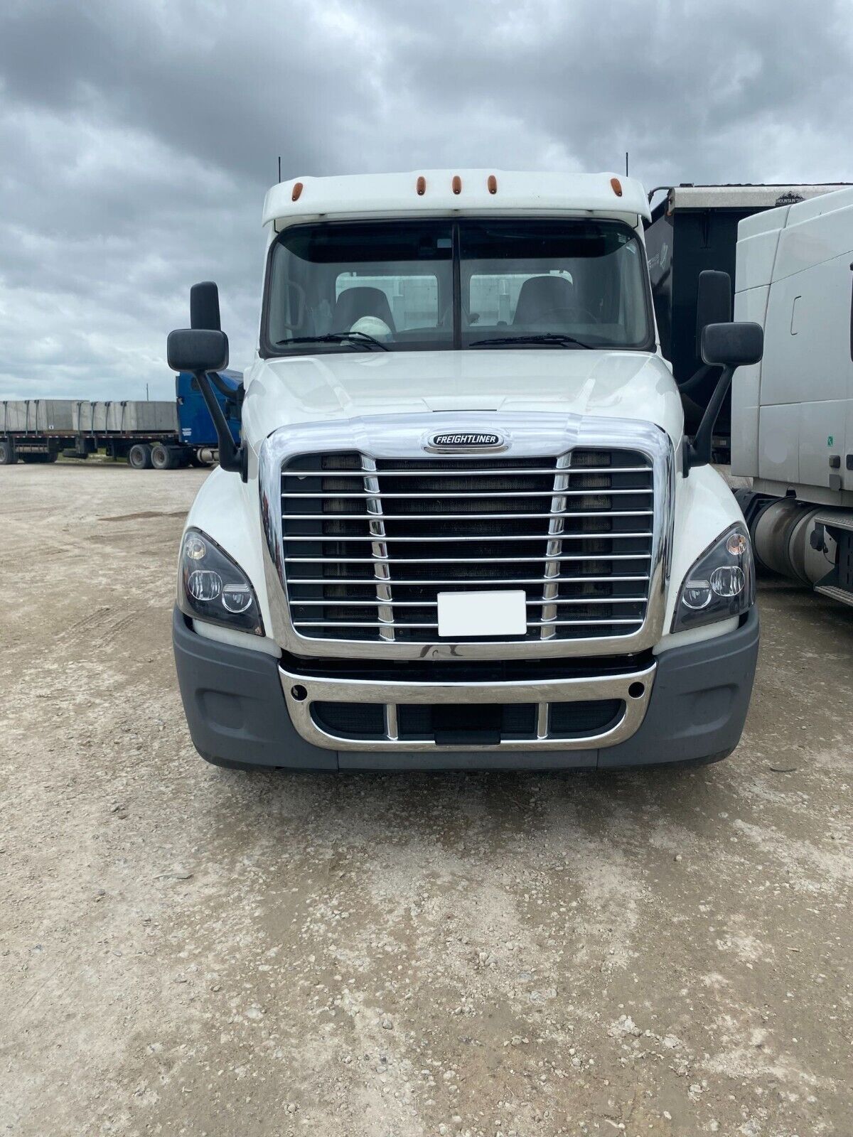 2017 FREIGHTLINER CASCADIA