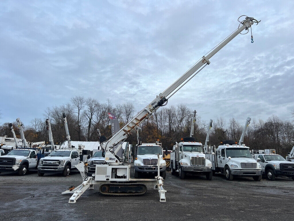 2013 Altec DB37 Backyard Digger Derrick Track Machine Diesel Auger Crane Used