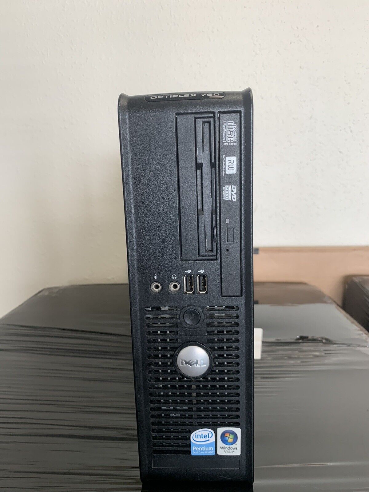 Dell Optiplex 760 Dual Core 3.0GHz 4GB 500 GB DVDRW XP Pro 32Bit SFF Deskop PC