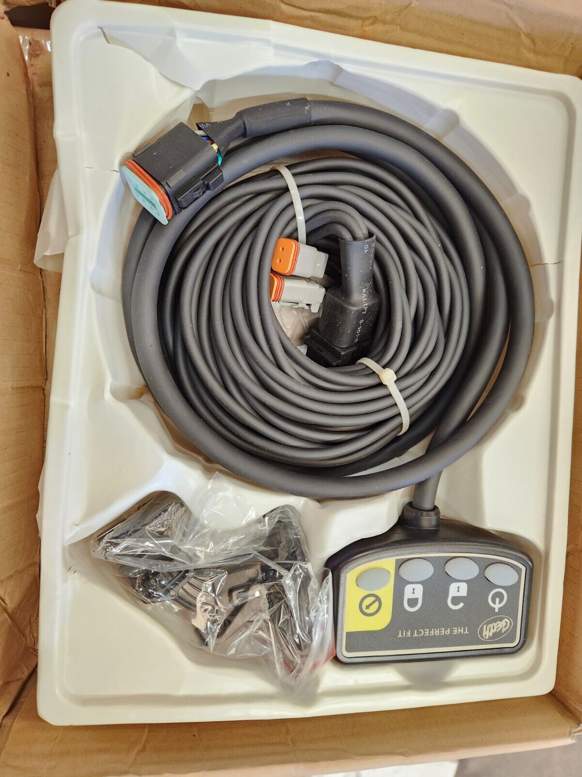 Geith Control Box-HydraulicHitch – 701000028850-FOC SHIPPING FOR UK BUYERS