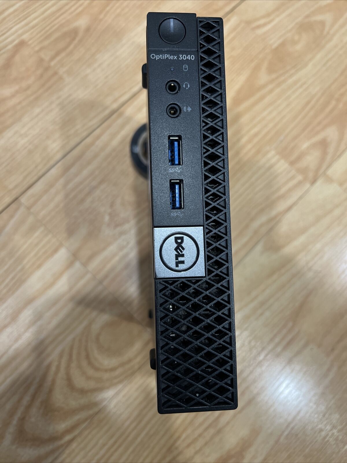 Optiplex 3040 I3/6500T  3.20-GHz /180GB /SSD Windows 10 Pro 64 bit 12Gb Ram