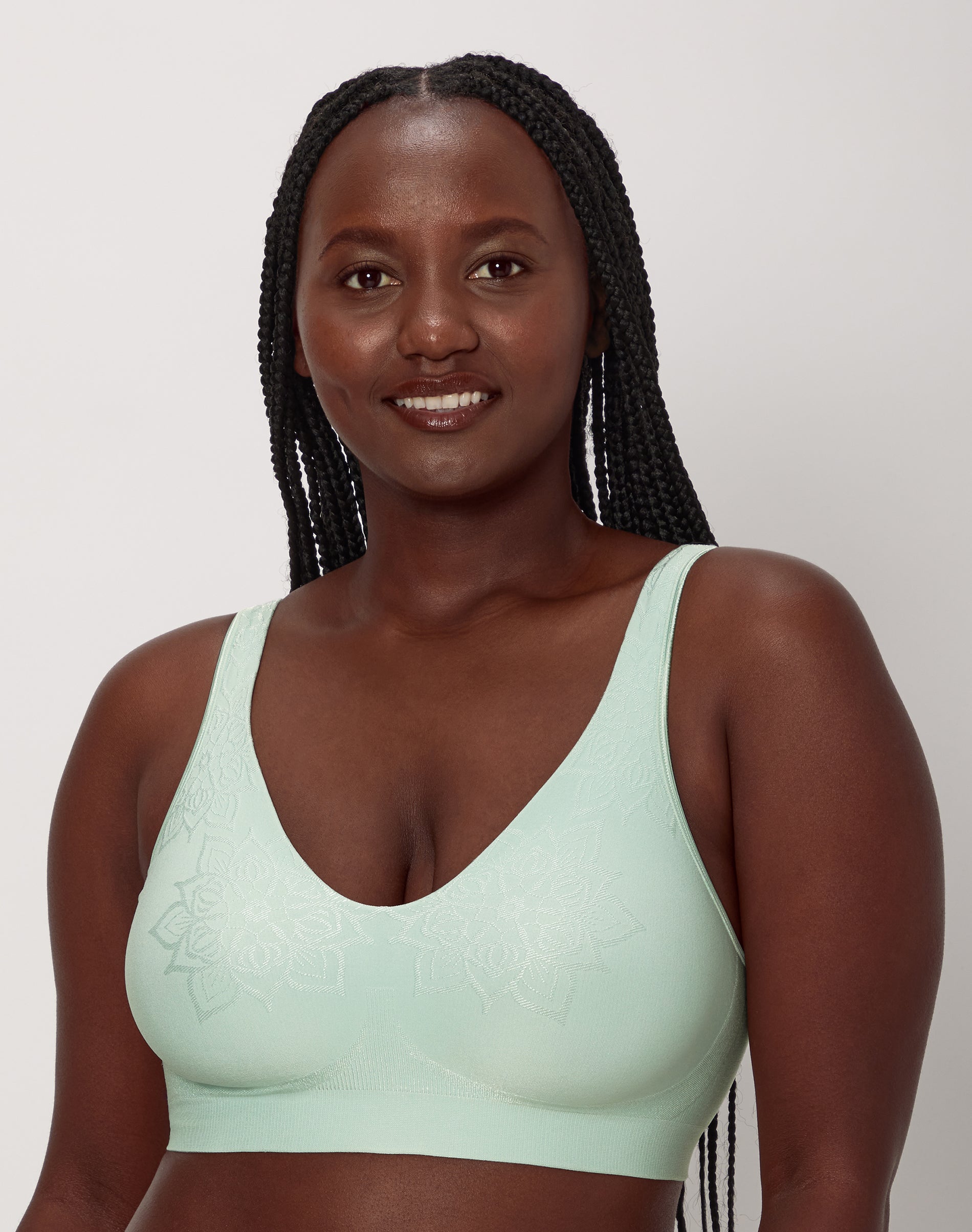 Bali Comfort Revolution ComfortFlex Fit Seamless 2-Ply Wireless Bra Glass Blown Aztec M Women’s