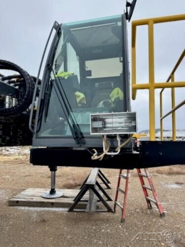 2011 Manitowoc 16000 III Crane 4,652 Hours WA Boom 235′ On-Board Generator