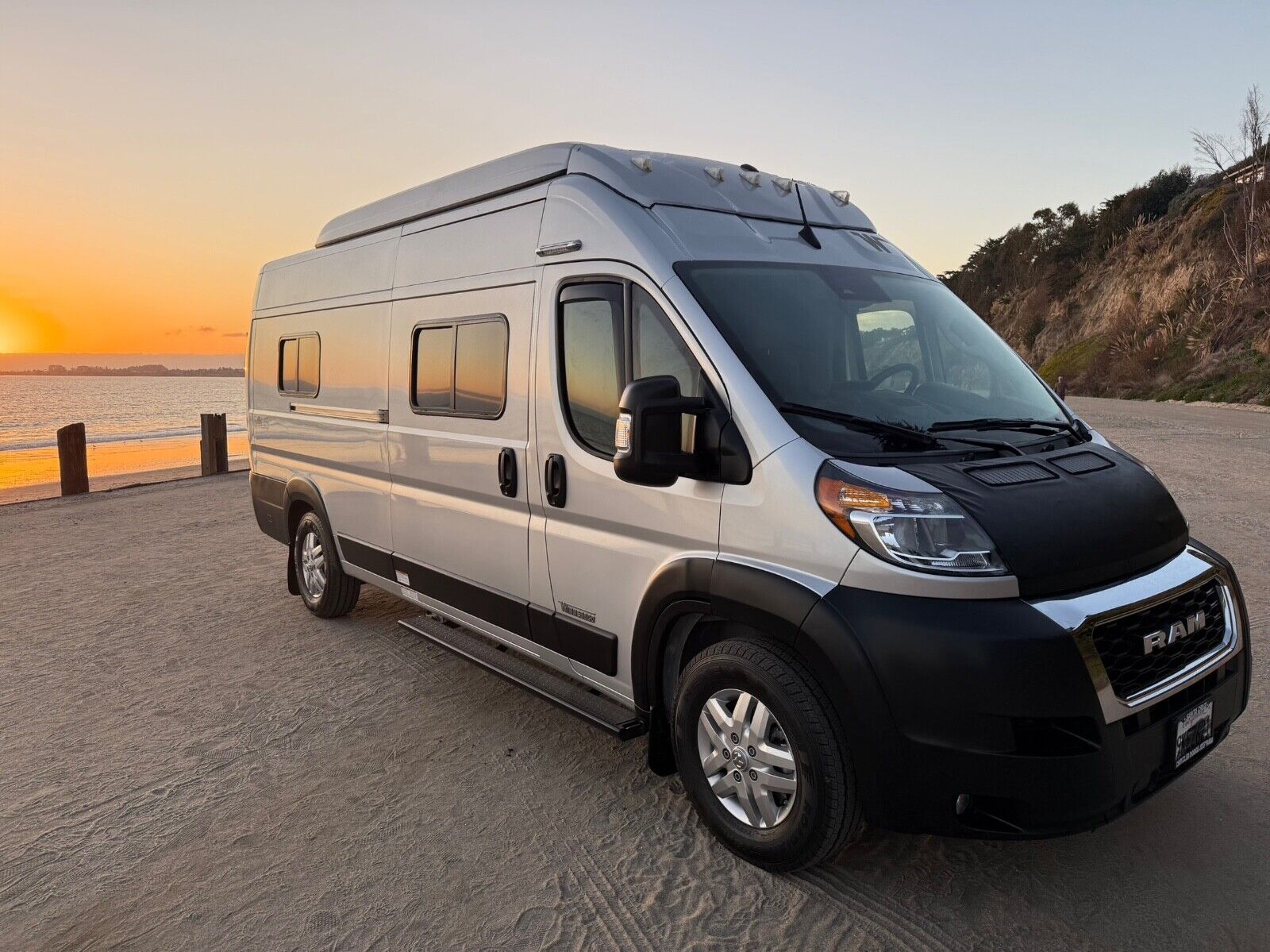2022 Winnebago Solis 59PX 21′ Class B Motorhome