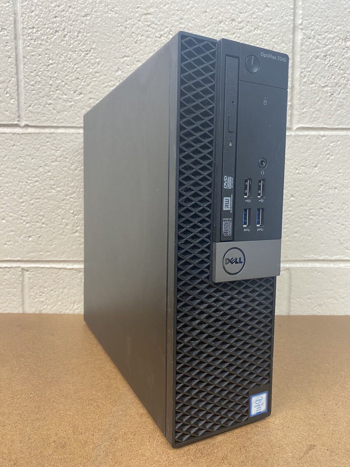 Dell Optiplex 7040 i5-6600 1TB HDD 16GB RAM Windows 10 Pro