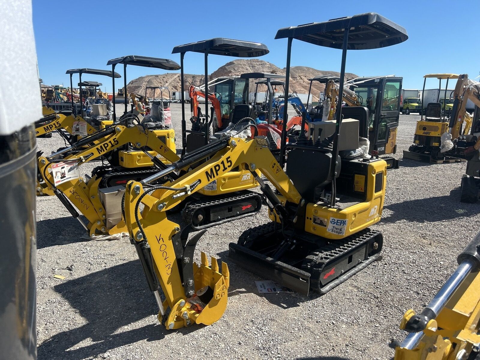 2024 MACHPRO MP15 Mini Excavator OROPS Thumb # 4143