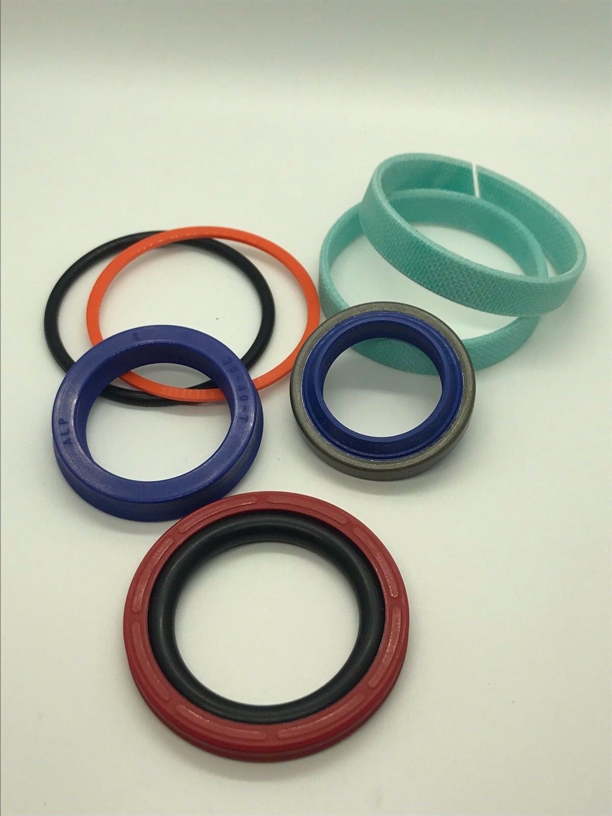 Kubota U15-3 U17-3 Bucket, Dipper Ram Seal Kit ( ref YW182-95310 )