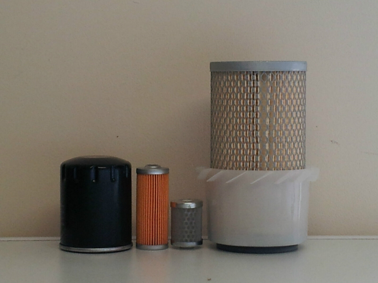 Filter Service Kit Suits Yanmar YB201 w/Yanmar Eng. Filter Service Kit Suits Yanmar YB201 w/Yanmar Eng.
