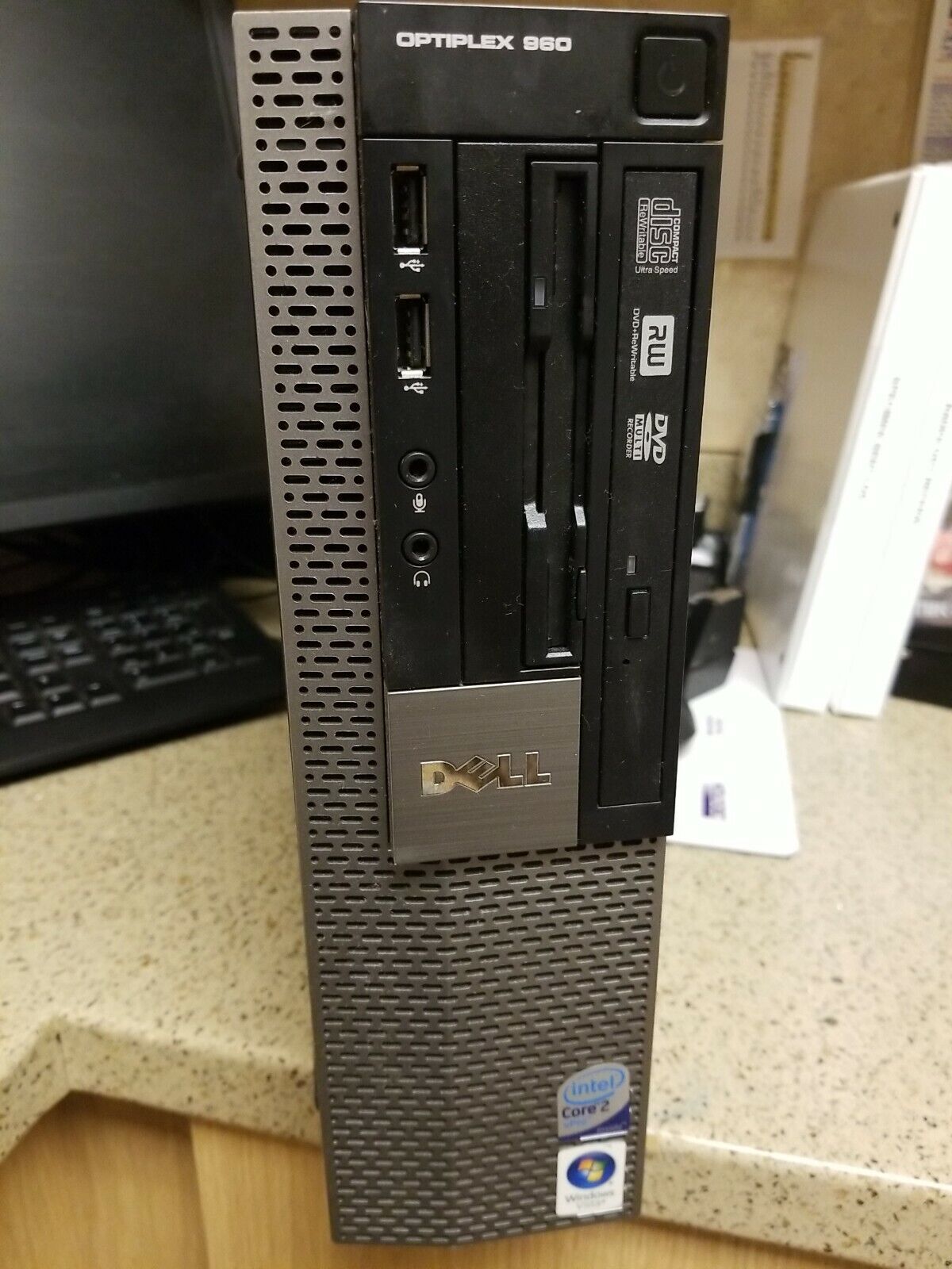 Dell Optiplex 960 E8600 Duo 3Ghz Win Vista Business 2GB RAM 150GB HDD Office pdf