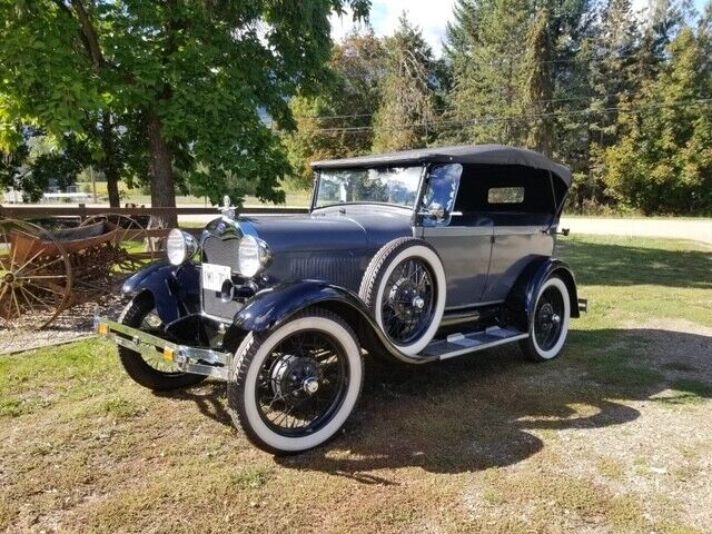 Ford: Model A 2 side mounted Tires , Chrome Trim