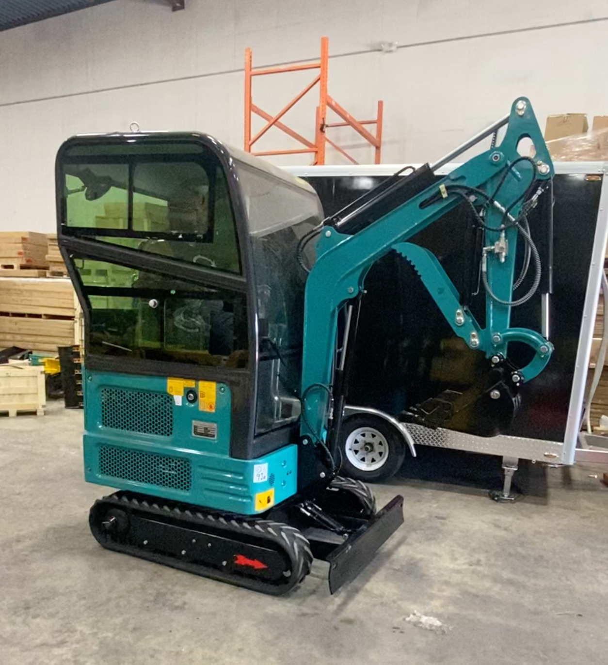 IN USA 1.8 Tracked Crawler Cab Excavator with Yanmar Diesel Engine 3TNV74F