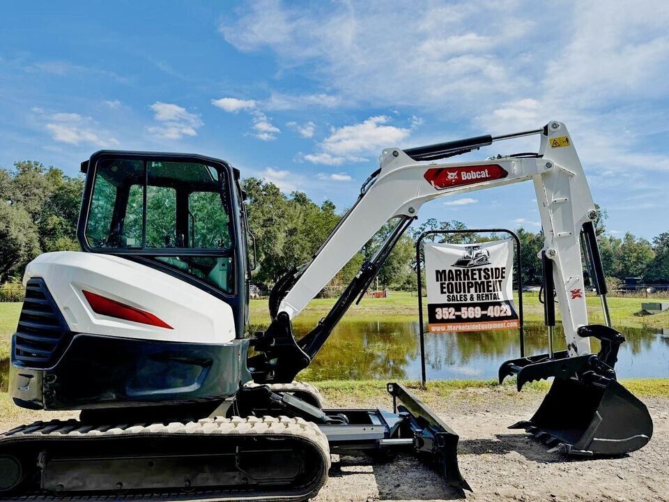 2020 BOBCAT E42 MINI EXCAVATOR – ENCLOSED CAB!