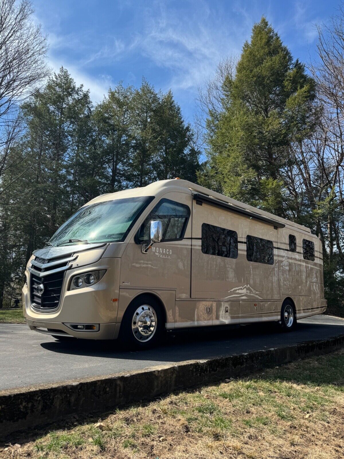 Monaco Vesta