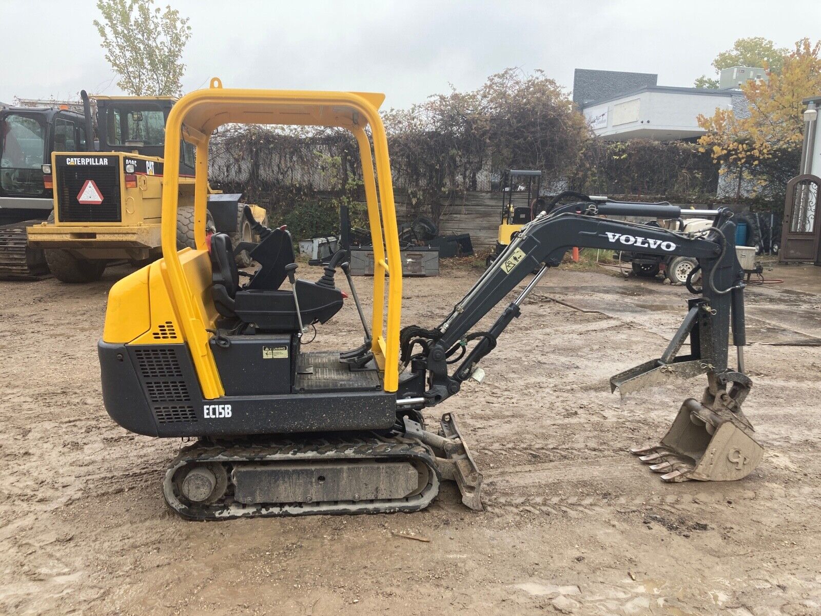 VOLVO EC15B Mini-Excavator; Thumb; 1945 HRS