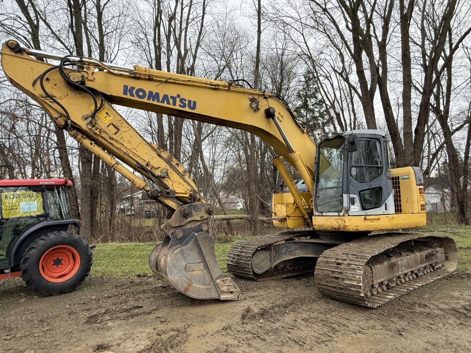 2010 Komatsu pc228 uslc-3eo zero tailswing excavator