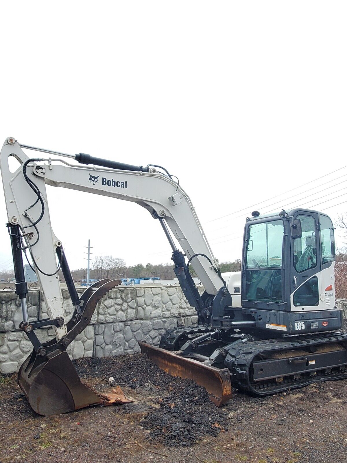 Bobcat E-85 Excavator