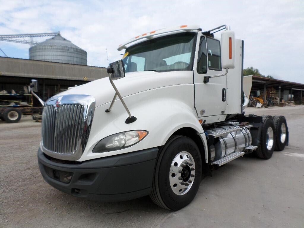 2017 INTERNATIONAL PROSTAR 122