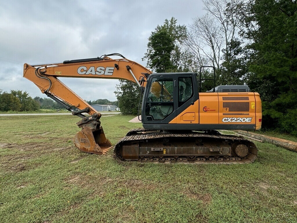2023 Case CX220E Excavator w/ Hydraulic Coupler 1 Bucket 1,666 Hrs EROPS Heat/AC